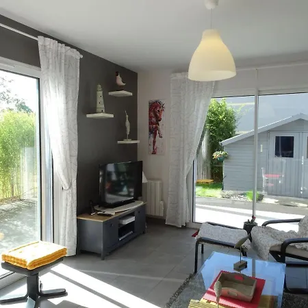 Modern House Not Far From Mont Saint-michel *